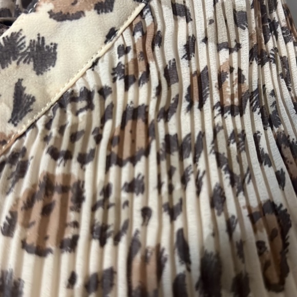 Hollister Leonard print top - Picture 7 of 7